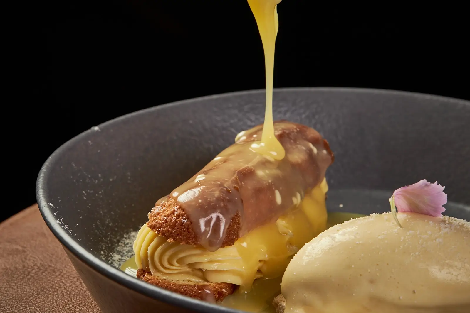 Dome Profiteroles
